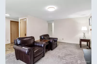 302 1st Avenue E, Pacific, WA 98047 - Photo 8