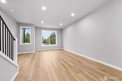 16823 Alder Way #E2, Lynnwood, WA 98037 - Photo 18