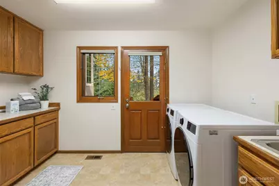 16424 NE 169th Place, Woodinville, WA 98072 - Photo 32
