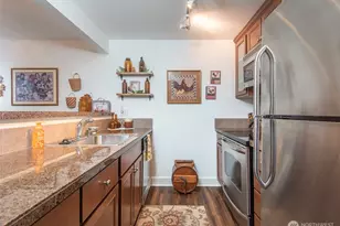 300 N 130th St, Seattle, WA 98133 - Photo 8