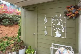 300 N 130th St, Seattle, WA 98133 - Photo 18