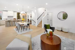 806 34th Ave, Seattle, WA 98122 - Photo 8