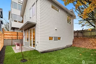 808 34th Ave, Seattle, WA 98122 - Photo 30