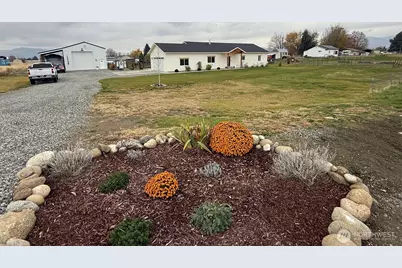 82 Nichols Road, Omak, WA 98841 - Photo 4