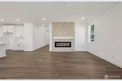 2211 Oak Court #10, Milton, WA 98354 - Photo 8