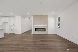 2211 Oak Ct, Milton, WA 98354 - Photo 8