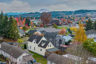 318 4th St SW, Puyallup, WA 98371 - Photo 36