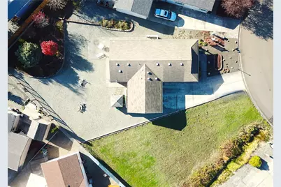 747 W Heritage Loop, Sequim, WA 98382 - Photo 2