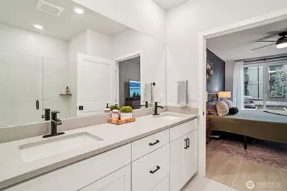 14598 Westminster Way N #107, Shoreline, WA 98133 - Photo 12