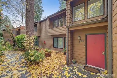 11416 NE 128th Street #67, Kirkland, WA 98034 - Photo 2