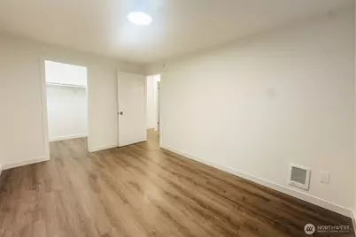 11211 NE 68th Street #3, Kirkland, WA 98033 - Photo 12