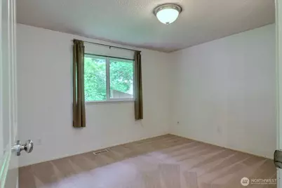 5211 53rd Street W, University Place, WA 98467 - Photo 8