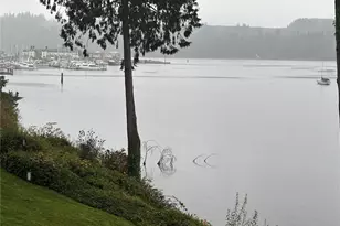 221 N Bay Ln, Port Ludlow, WA 98365 - Photo 2