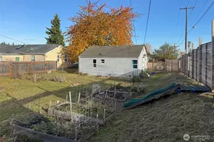 938 E 6th St, Port Angeles, WA 98362 - Photo 26