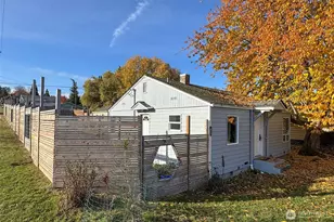 938 E 6th St, Port Angeles, WA 98362 - Photo 40