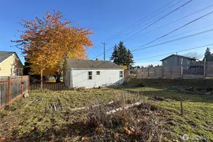 938 E 6th St, Port Angeles, WA 98362 - Photo 28