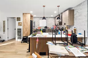 900 NE 105th St, Seattle, WA 98125 - Photo 4