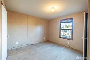 225 NE Ernst, Oak Harbor, WA 98277 - Photo 8