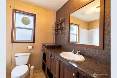 225 NE Ernst #25, Oak Harbor, WA 98277 - Photo 18