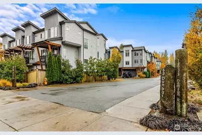 19225 Damson Road #N2, Lynnwood, WA 98036 - Photo 2