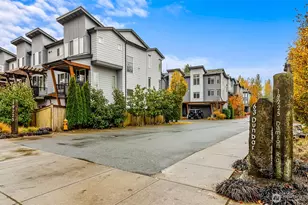 19225 Damson Rd, Lynnwood, WA 98036 - Photo 2