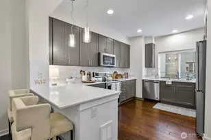 19225 Damson Rd, Lynnwood, WA 98036 - Photo 16