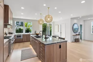 2571 26th Ave W, Seattle, WA 98199 - Photo 14