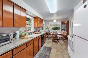 7723 Cascade Dr, Everett, WA 98203 - Photo 24