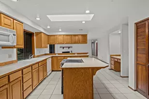 16715 SE 235th St, Kent, WA 98042 - Photo 4