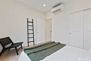 11229 Greenwood Ave N, Seattle, WA 98133 - Photo 20