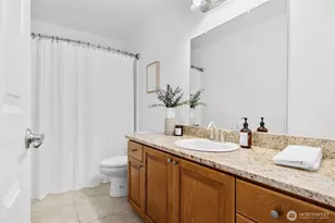 7655 NE 204th Pl, Kenmore, WA 98028 - Photo 30