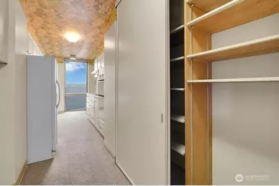 1620 43rd Avenue E #1B, Seattle, WA 98112 - Photo 16