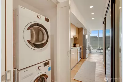 450 S Main Street #616, Seattle, WA 98104 - Photo 18