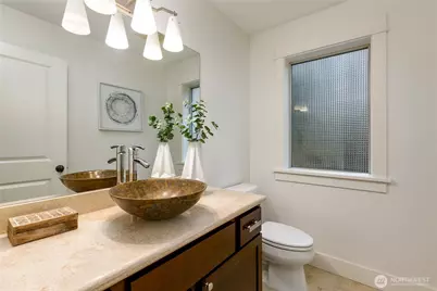 2817 14th Avenue W #A, Seattle, WA 98119 - Photo 8