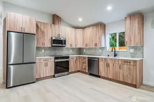 12531 25th Ave NE, Seattle, WA 98125 - Photo 8