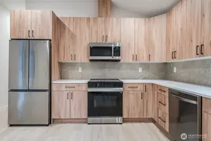 12531 25th Ave NE, Seattle, WA 98125 - Photo 10