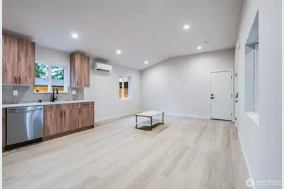 12531 25th Avenue NE #Unit A, Seattle, WA 98125 - Photo 6