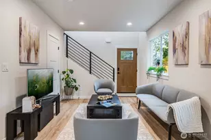 12531 25th Ave NE, Seattle, WA 98125 - Photo 6