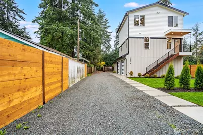 12531 25th Avenue NE #Unit B, Seattle, WA 98125 - Photo 36