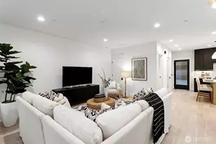 11218 115th Pl NE, Kirkland, WA 98033 - Photo 4