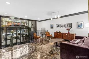 1105 Spring St, Seattle, WA 98104 - Photo 20