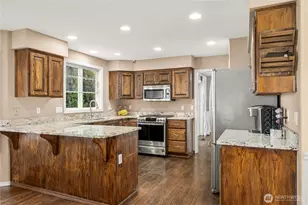 4121 52nd St NE, Tacoma, WA 98422 - Photo 4