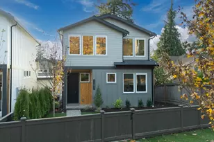 11217 NE 95th St, Kirkland, WA 98033 - Photo 2