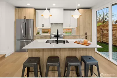 808 34th Avenue, Seattle, WA 98122 - Photo 12