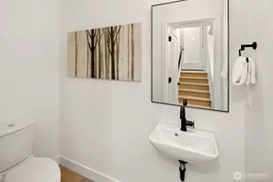 808 34th Ave, Seattle, WA 98122 - Photo 20