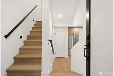 808 34th Avenue, Seattle, WA 98122 - Photo 14