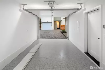 806 34th Avenue, Seattle, WA 98122 - Photo 32