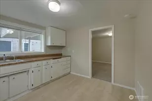 150 Hardie Ave SW, Renton, WA 98057 - Photo 16