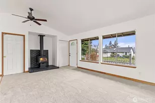 1321 Clover Loop SE, Olympia, WA 98513 - Photo 4