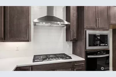 3813 194th Lane SE, Bothell, WA 98012 - Photo 8